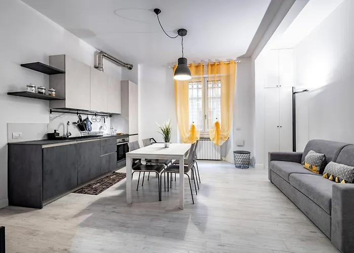Yd Cavour Lejlighed